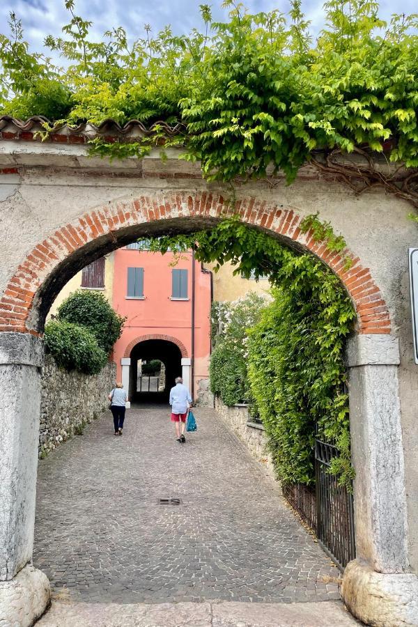 Borgo Dei Sogni San Felice del Benaco Exterior foto